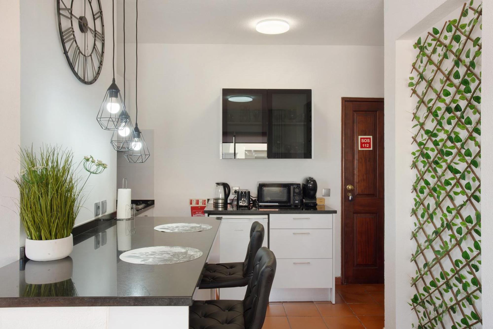 Apartamento Lolita Com Terraco Canico  Ngoại thất bức ảnh