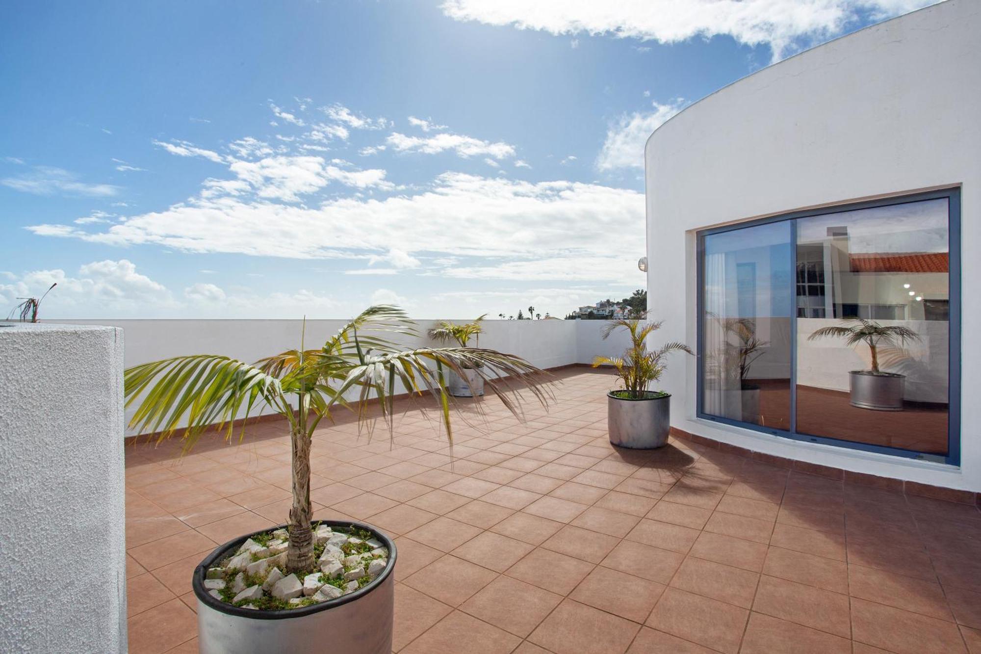 Apartamento Lolita Com Terraco Canico  Ngoại thất bức ảnh